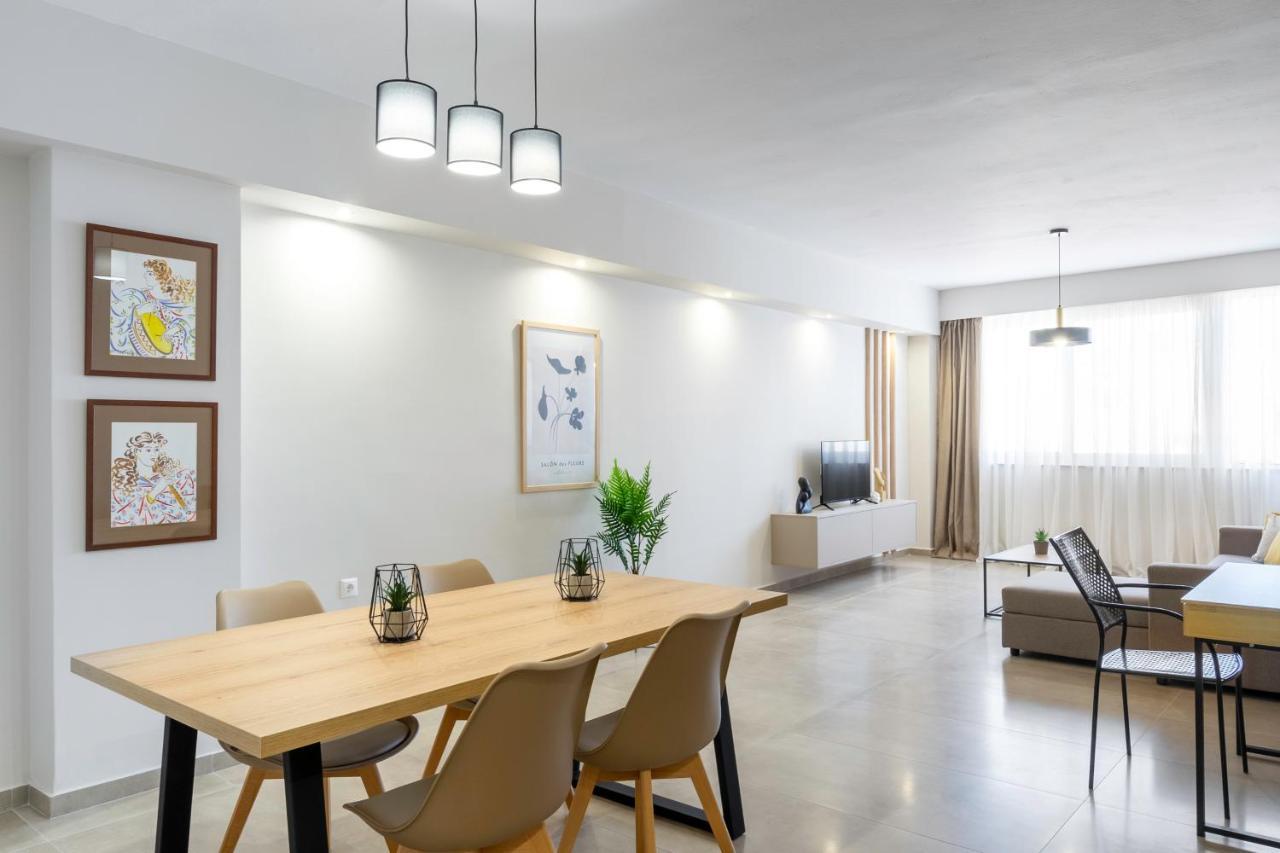 Divine 2Br Apartment In The Heart Of Atina Dış mekan fotoğraf