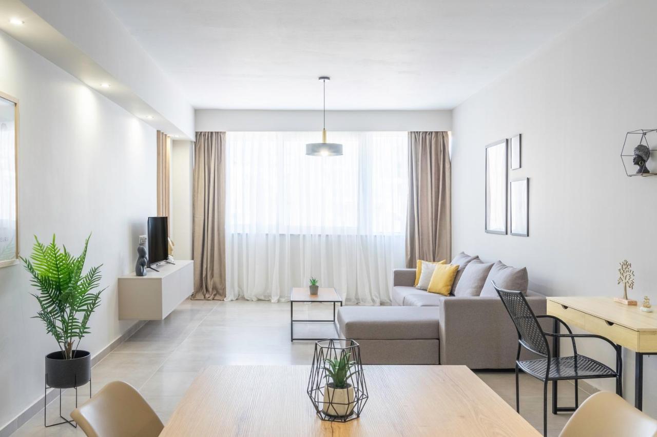 Divine 2Br Apartment In The Heart Of Atina Dış mekan fotoğraf