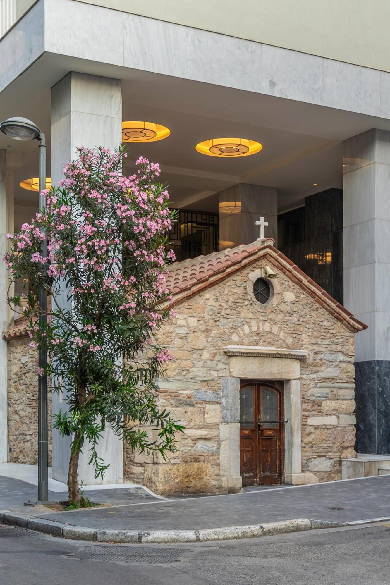 Divine 2Br Apartment In The Heart Of Atina Dış mekan fotoğraf