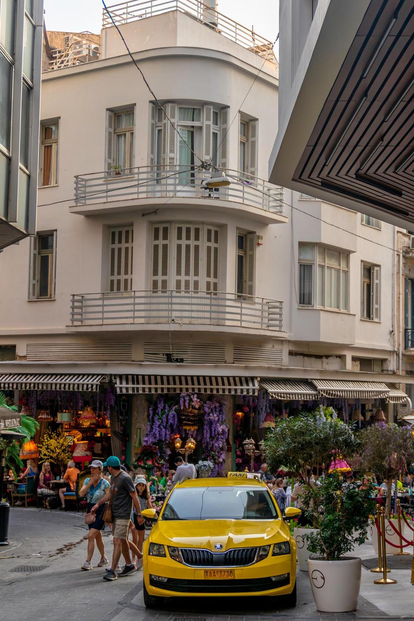 Divine 2Br Apartment In The Heart Of Atina Dış mekan fotoğraf